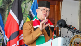 File image of Government Spokesperson Isaac Mwaura